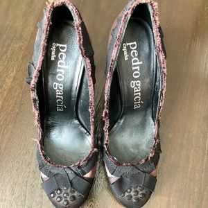 Size 6 Vintage Pedro Gracia Pumps
